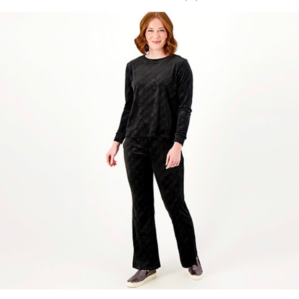 Juicy Couture Black velour lounge wear. Sz Lg